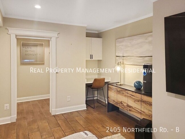 Photo - 2405 Northfield Rd