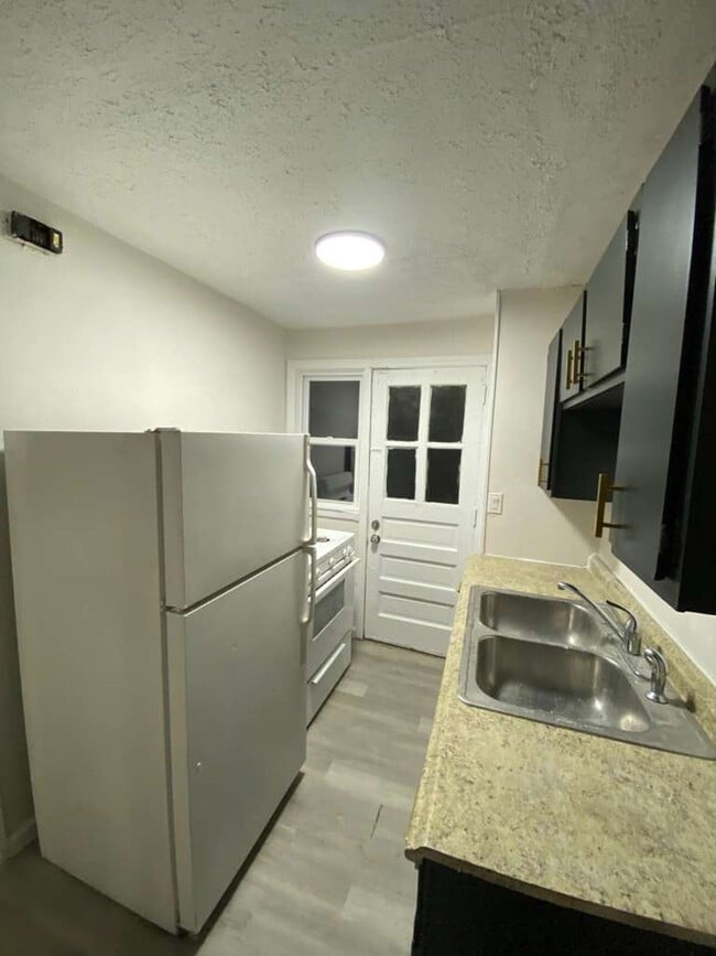 Photo - 1523 Babbitt Rd