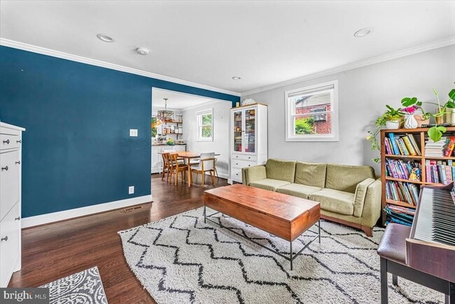 Photo - 4610 Coachway Dr