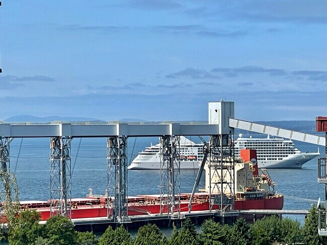 Photo - 415 W Mercer St Unidad 504