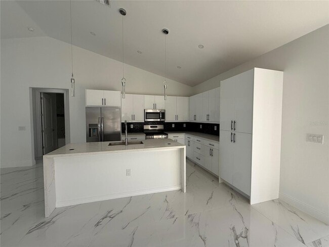 Photo - 2620 NE 22nd Ave