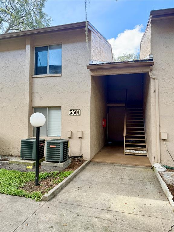Building Photo - 5501 LOBLOLLY Ct Unit 165 Rental