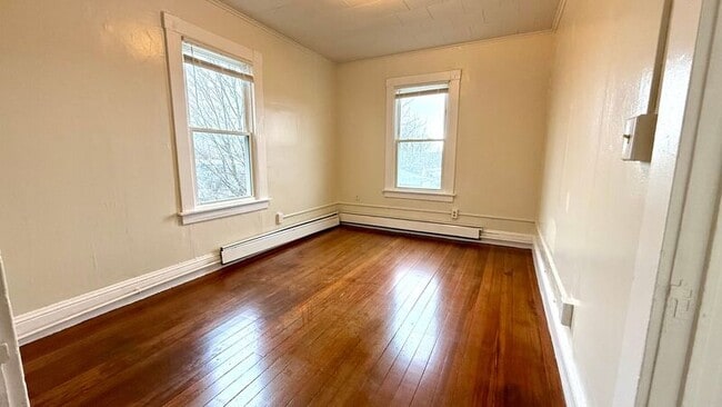 Photo - 70 Maple St Unit 3RR