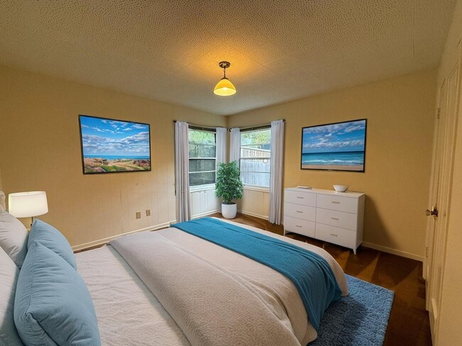 Photo - 2375 Onyx St