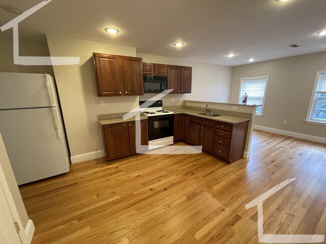 Photo - 13 Pompeii St Unit 3