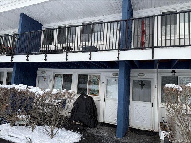 Building Photo - 3 Wyndover Woods Ln Unit 10