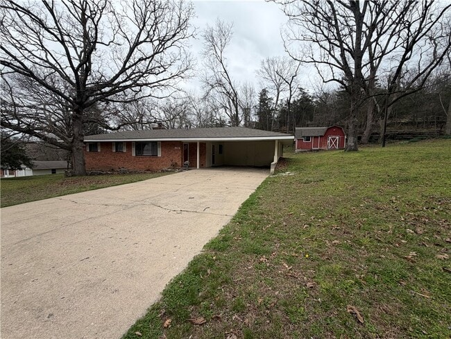 Building Photo - 9108 Bluff Dr