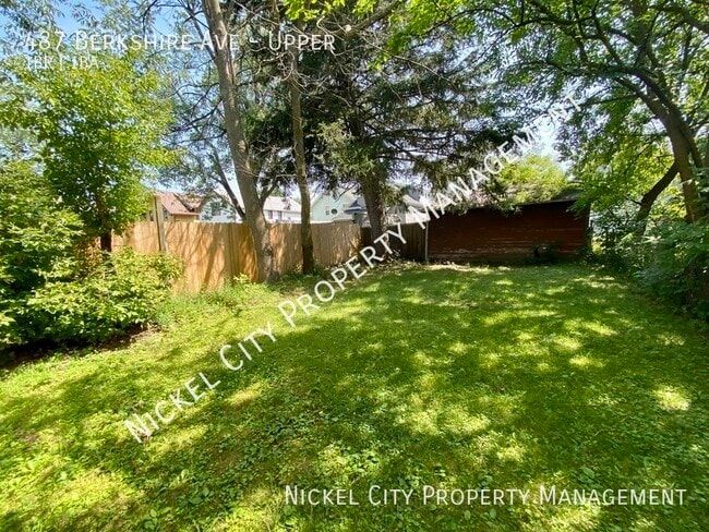 Photo - 487 Berkshire Ave Unit Upper