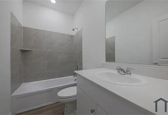 Photo - 127 Jenkinson Dr