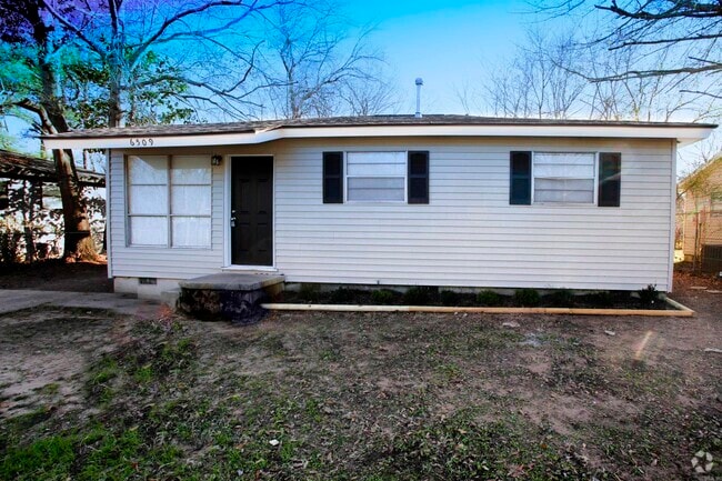 Building Photo - 6509 Tracy Ave Rental