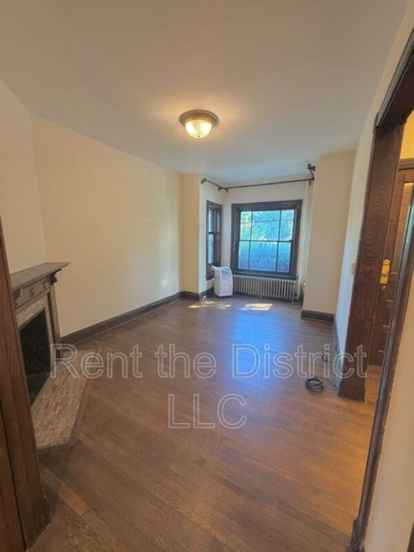 413 T St NW