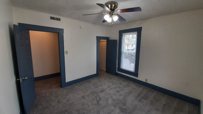 1400 Wheeling Ave Unit B