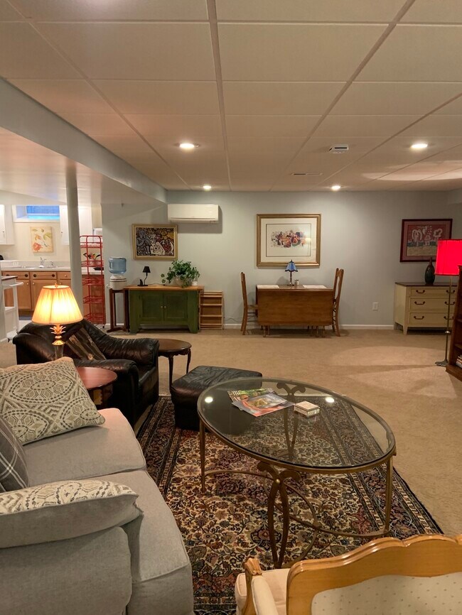 Photo - 11 Doris Dr Unit Apartment