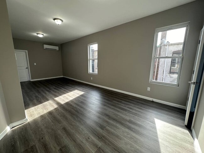 Photo - 457 Coney Island Ave