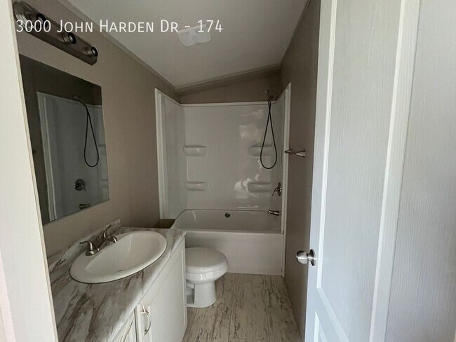 Photo - 3000 John Harden Dr