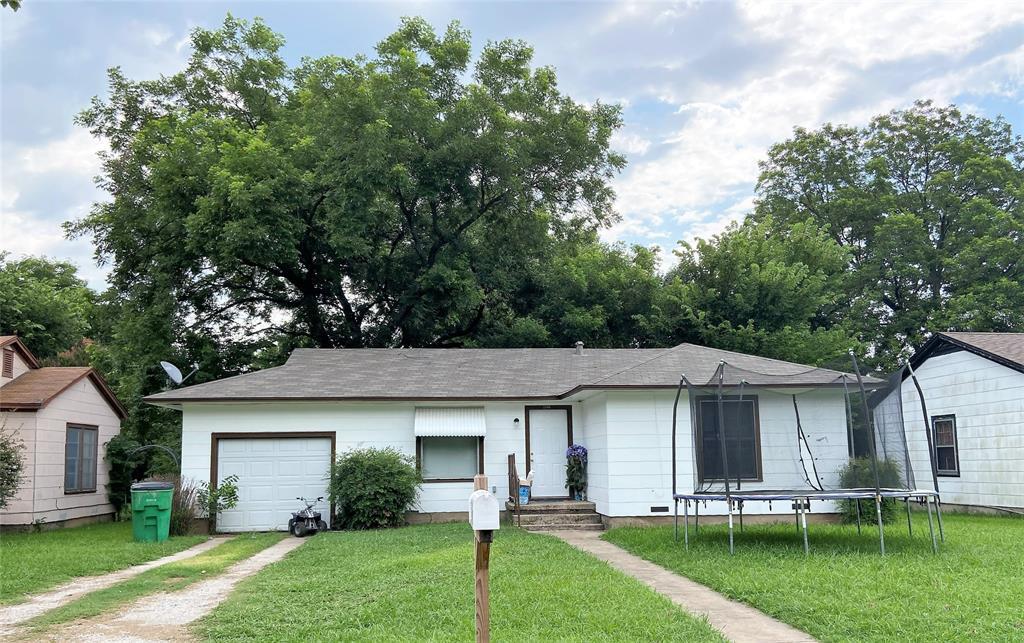 Photo - 1806 N Culberson St