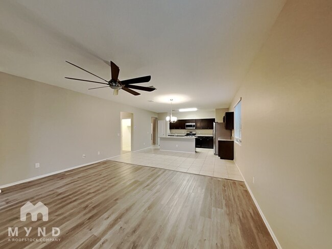 Photo - 29761 W Columbus Ave