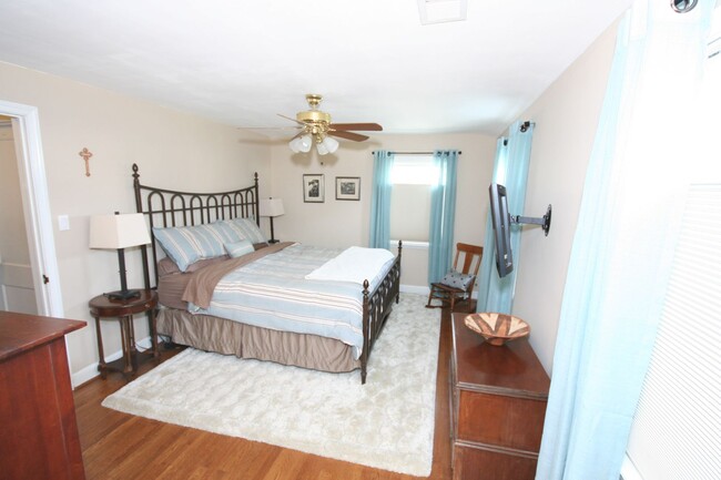 Photo - 2626 N Quantico St