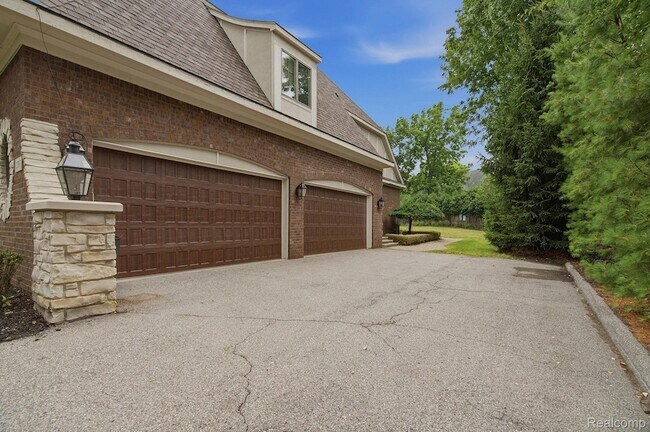 Photo - 2707 Turtle Lk Dr