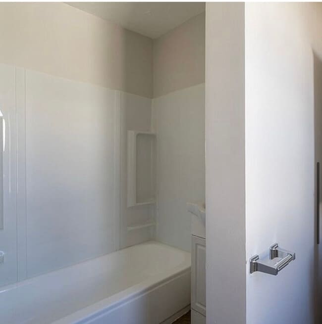 Photo - 23 Everett Ave