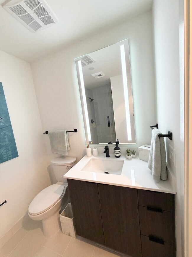 Photo - 113 NW 24th St Unit S1