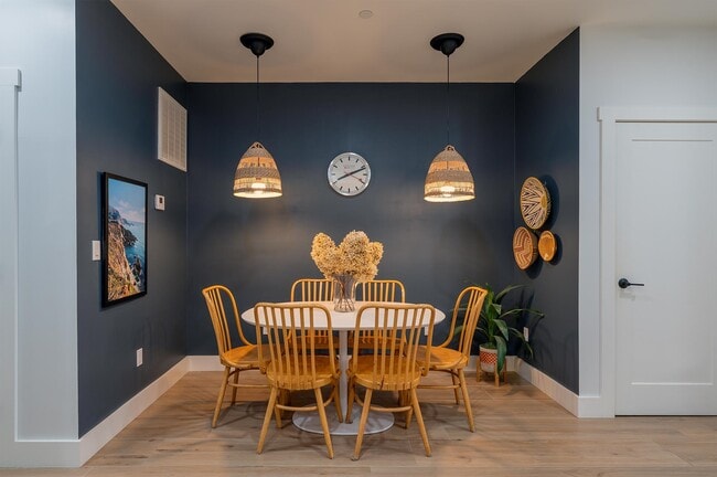 Photo - 201 New York Ave