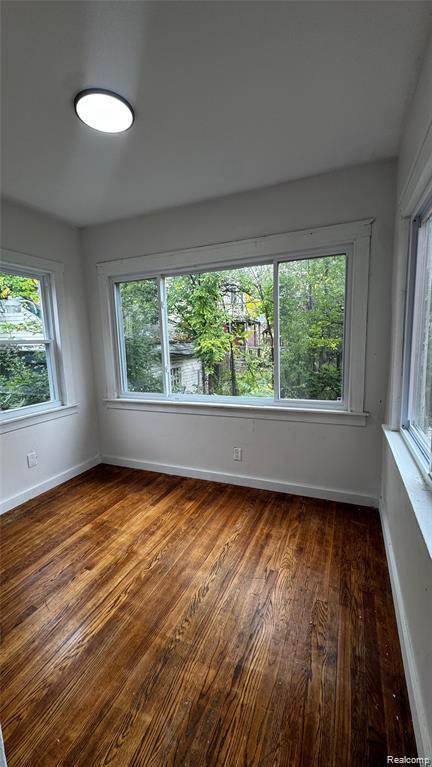 Photo - 8920 Quincy St