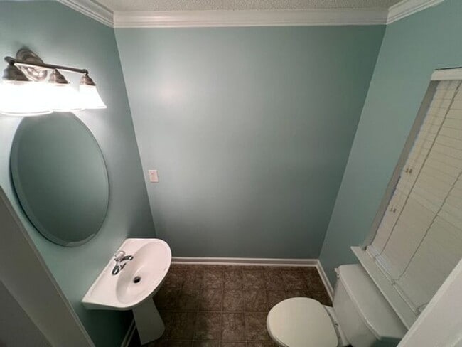 Photo - 2 Bedroom Townhome for Rent!