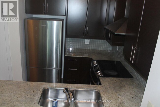 Photo - 18 Harbour St Unit 1608