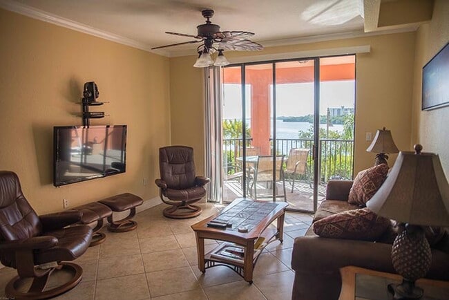 Photo - 2747 Via Capri Unit GV 1127