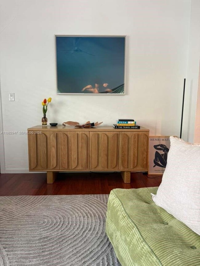 Photo - 901 Meridian Ave Unit 201