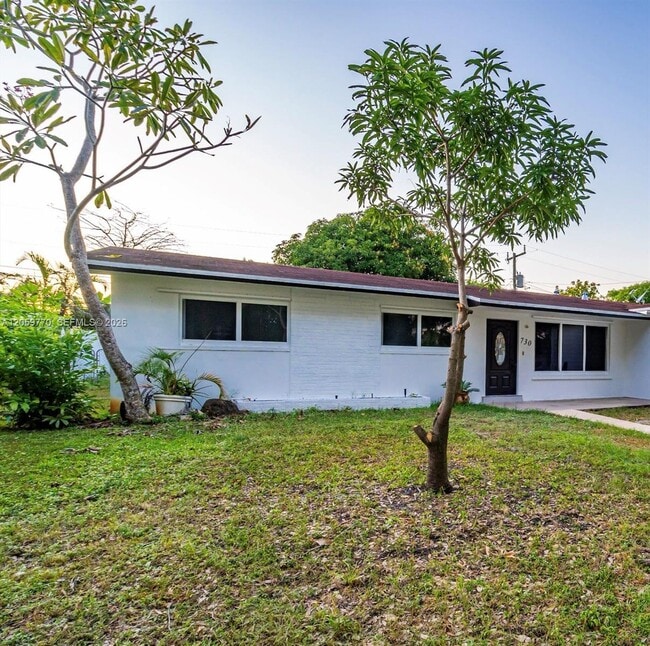 Building Photo - 730 NW 77th Way