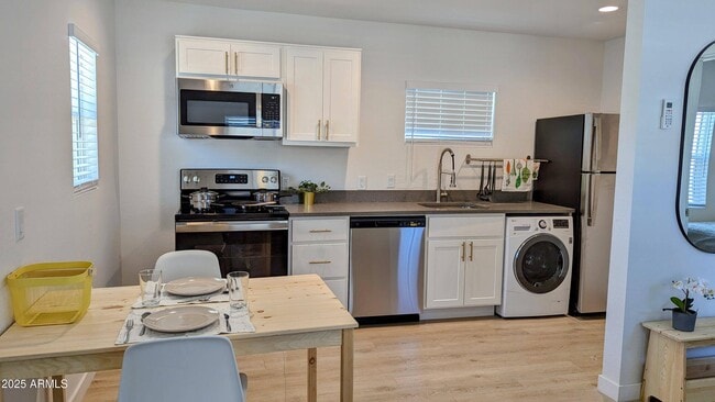 Photo - 1620 E Apache Blvd