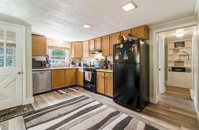 Photo - 37 Pleasant Point Rd Unit B