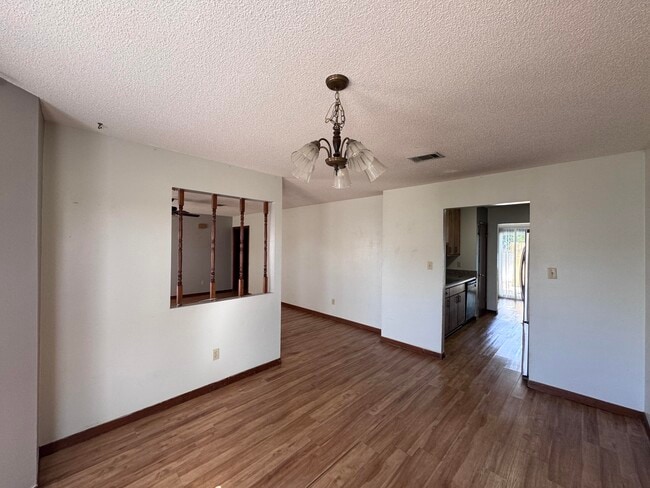 Photo - 202 Seville Cir