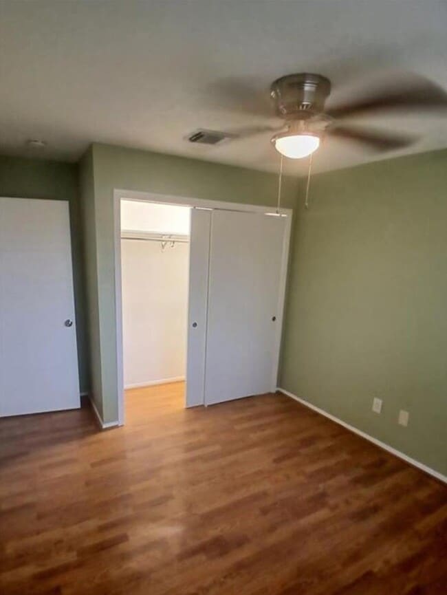 Photo - 1126 E Brompton Dr