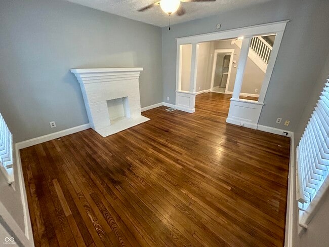 Photo - 2821 N New Jersey St