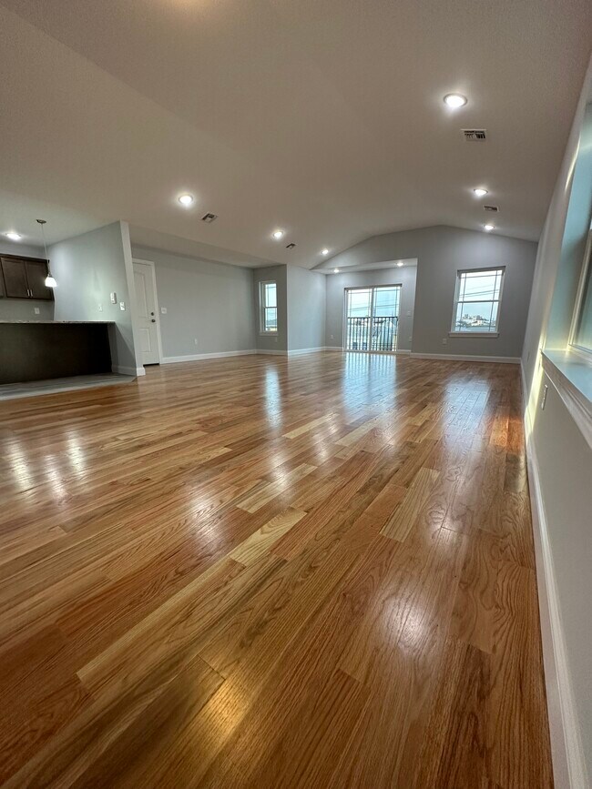 308310 Palmer St Apartments For Rent in Elizabeth, NJ