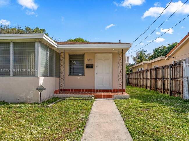 Photo - 515 SW 63rd Ave