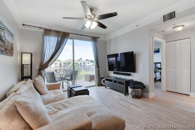 Photo - 7302 Myrtlewood Cir W