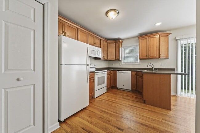 Photo - 54 Plank Rd