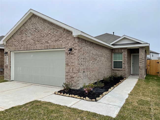 Photo - 823 Redinger Ridge Dr