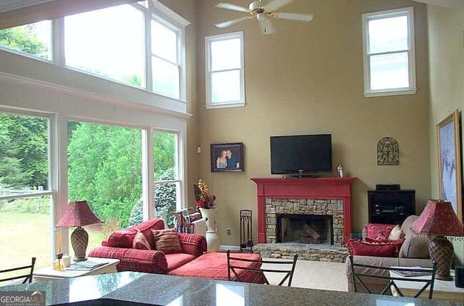 10635 Cauley Creek Dr