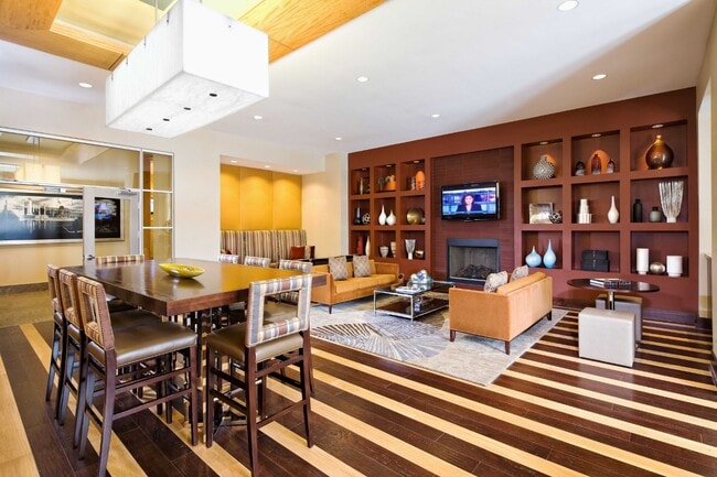 Photo - Rhode Island Row