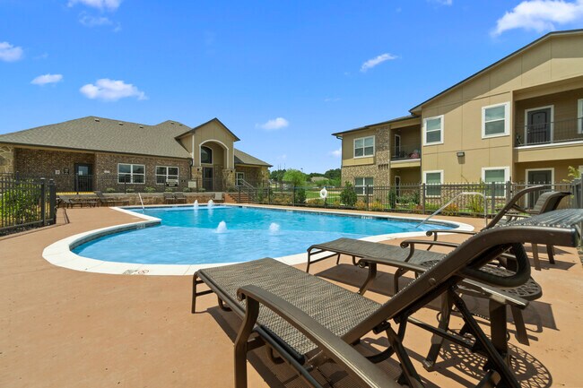 Willow Creek Apartments