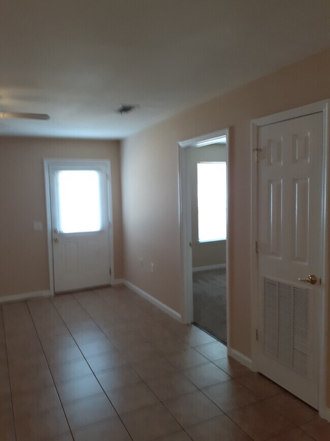 Oak Terrace at Lake Park Apartments For Rent in Lake Park, GA