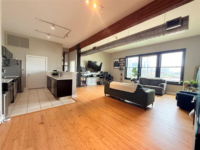 Photo - 2502 Live Oak St Unidad 309 Rental