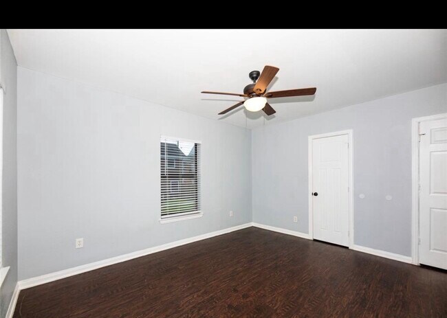 Photo - 2719 Virginia St