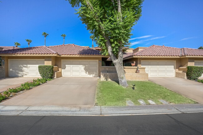 Photo - 41385 Woodhaven Dr W