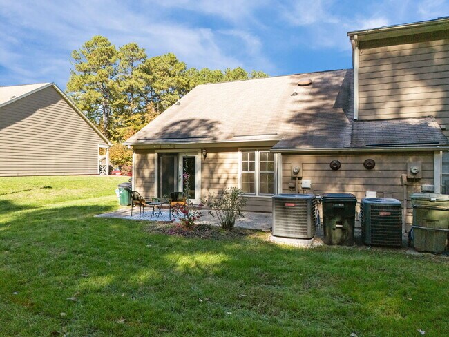 Photo - 67 Crystal Oaks Ct